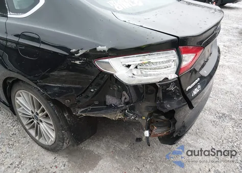 2015 Ford Fusion Se z USA, uszkodzony, nr VIN 3FA6P0HD9FR243978